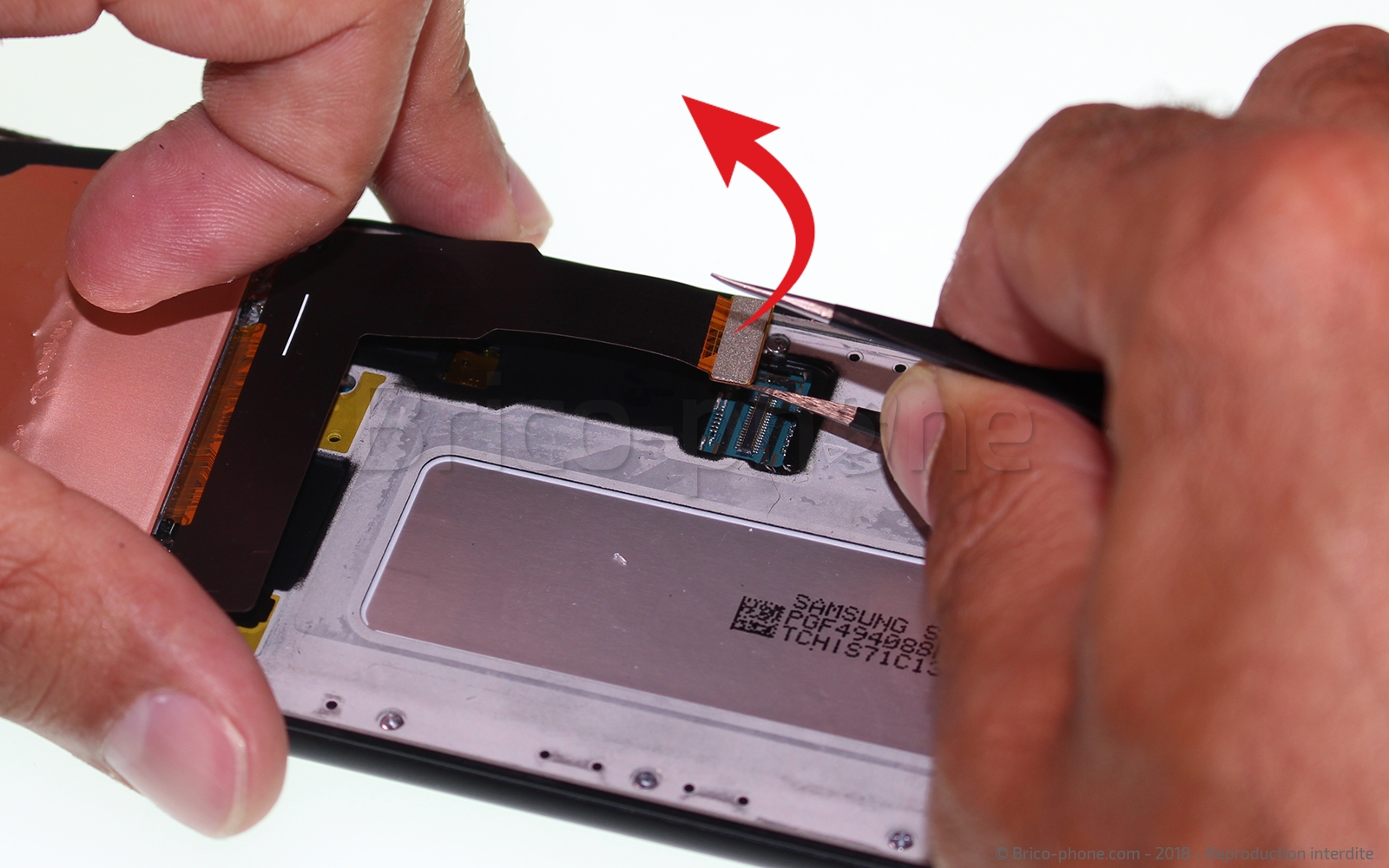 Changement de batterie sur Galaxy A6 2018 photo 3